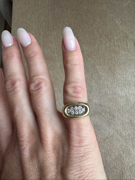 Jewelry - Gold and Diamond Vintage Ring